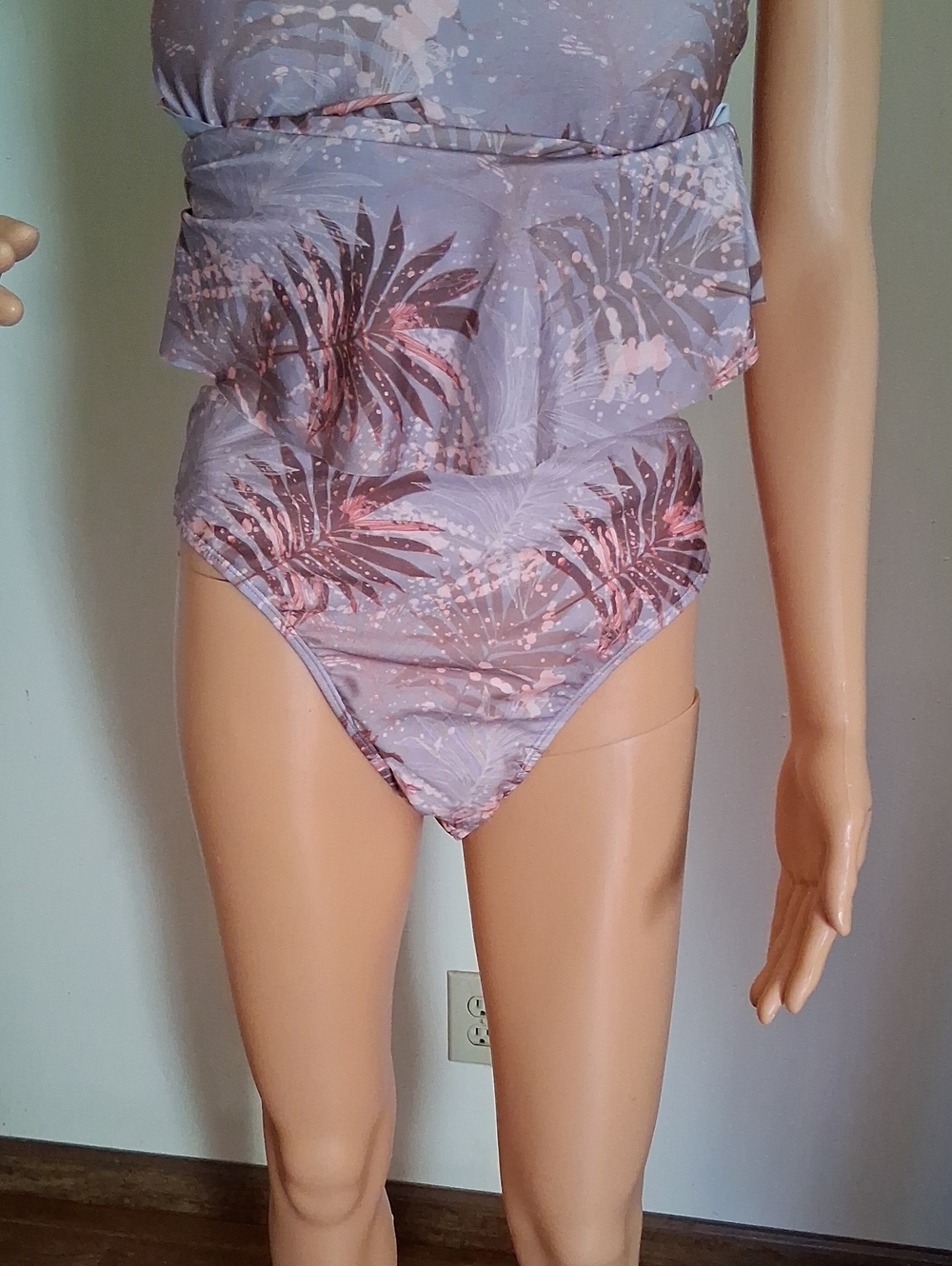 Nicole Miller 3 Tier Tankini Swimwear NWT - Picture 2 of 12